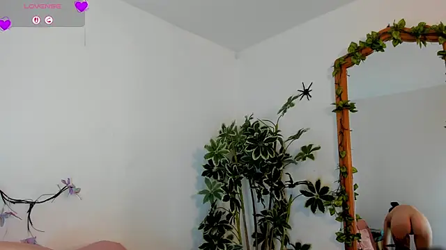 valerieMattson online show from 11.09.25