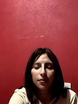 Snapshot of Alicecow20_UwU chatting on 11.18.25 Alicecow20 UwU online show from 11.18.25