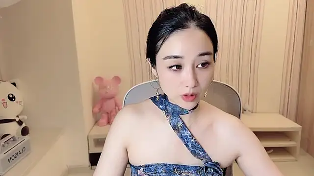 Snapshot of Purple-meng chatting on 07.04.26 Purple-meng online show from 07.04.26