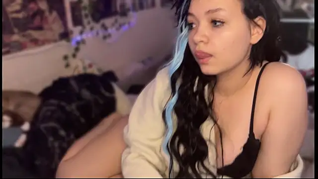 nikoli naw online show from 10.24.25