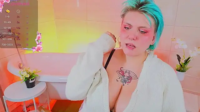 bluelunaray online show from 09.15.25