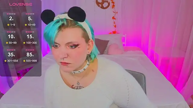 bluelunaray online show from 09.19.25