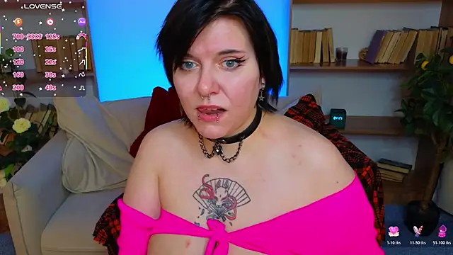 bluelunaray online show from 11.03.25