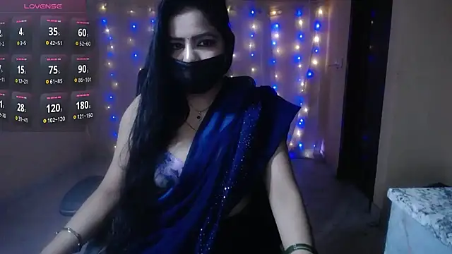 Snapshot of Divvya_ chatting on 04.30.26 Divvya online show from 04.30.26