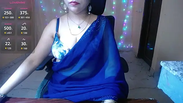 Snapshot of Divvya_ chatting on 05.07.26 Divvya online show from 05.07.26