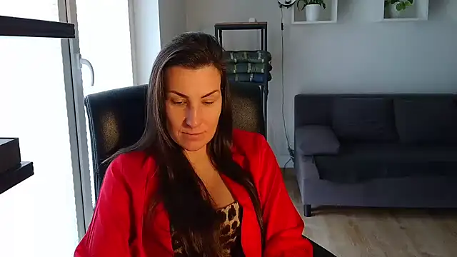 DonnaAmore online show from 10.06.25