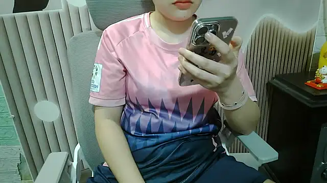 Emachiii online show from 09.23.25