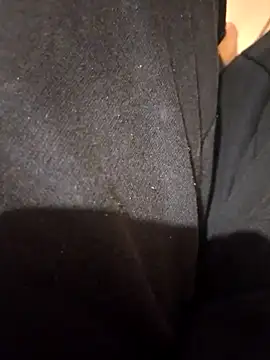 Snapshot of chef82 chatting on 11.06.25 chef82 online show from 11.06.25