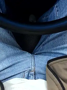 Snapshot of chef82 chatting on 11.09.25 chef82 online show from 11.09.25