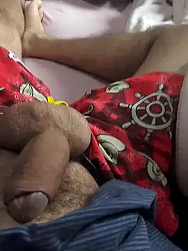 Snapshot of chef82 chatting on 11.17.25 chef82 online show from 11.17.25