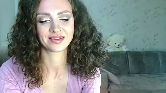 Snapshot of Amber_Carrol chatting on 05.29.26 Amber Carrol online show from 05.29.26