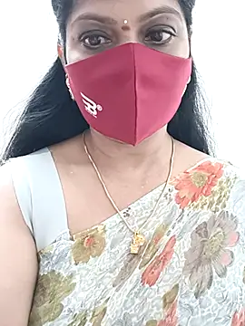 shivani27 online show from 10.04.25