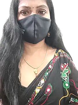 Snapshot of shivani27 chatting on 07.05.26 shivani27 online show from 07.05.26