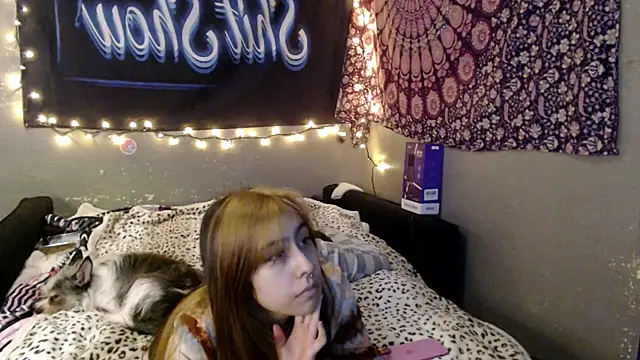 Snapshot of London_Ray chatting on 06.17.26 London Ray online show from 06.17.26