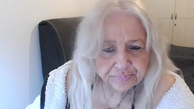 Snapshot of SusiLifeXXX chatting on 02.17.26 SusiLifeXXX online show from 02.17.26