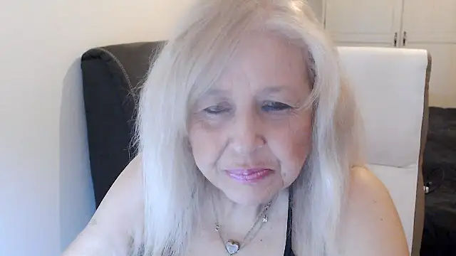 Snapshot of SusiLifeXXX chatting on 03.04.26 SusiLifeXXX online show from 03.04.26