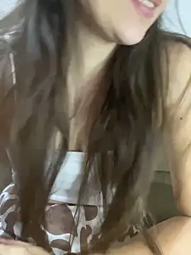 Snapshot of novinhacasada22 chatting on 10.09.25 novinhacasada22 online show from 10.09.25