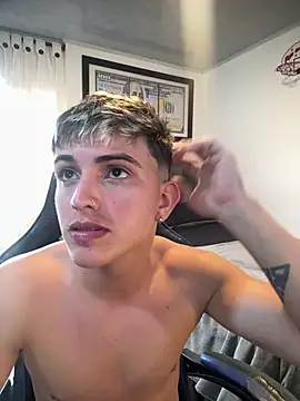 Snapshot of Justin_trevor1 chatting on 08.06.26 Justin trevor1 online show from 08.06.26