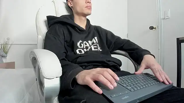 dark sun302 online show from 09.14.25