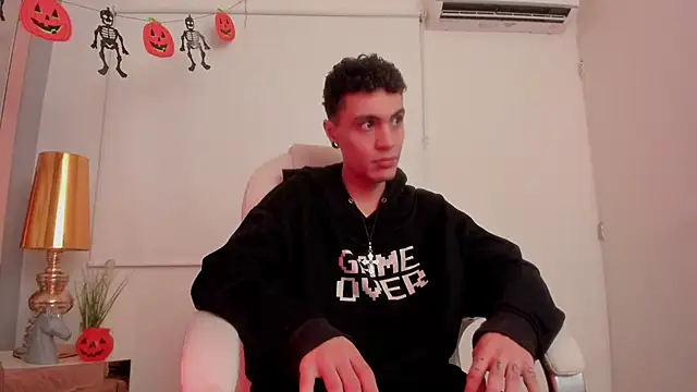 dark sun302 online show from 10.30.25