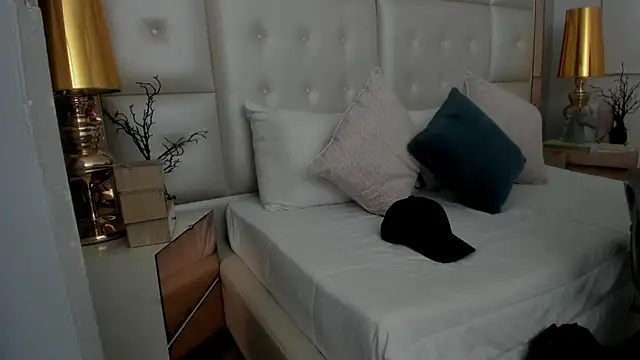 dark sun302 online show from 12.21.25