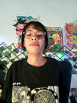 Snapshot of dolliette24 chatting on 04.30.26 dolliette24 online show from 04.30.26