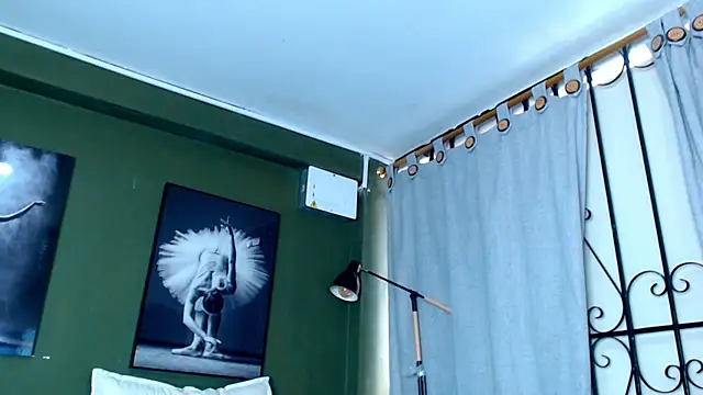 Evaa 18 online show from 10.02.25