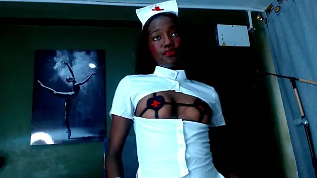 Evaa 18 online show from 10.03.25