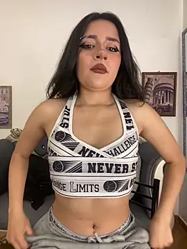 Snapshot of ZaraTrump chatting on 10.07.25 ZaraTrump online show from 10.07.25