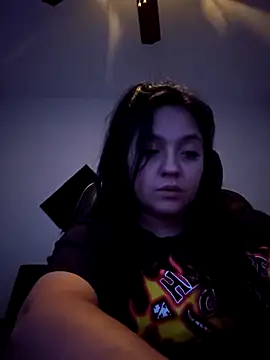 Mamimamita2 online show from 10.13.25