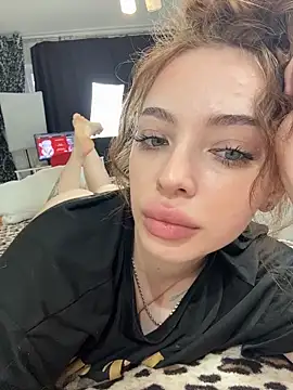 Hannah xBaby online show from 03.24.26