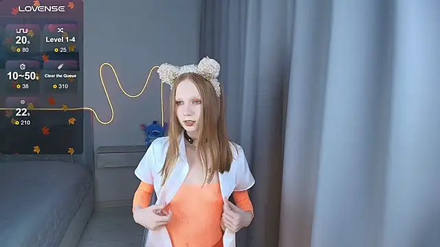 Snapshot of FoxyMira chatting on 10.03.25 FoxyMira online show from 10.03.25