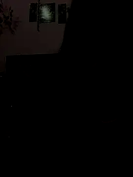 Yourhotsweetgirl online show from 12.18.25