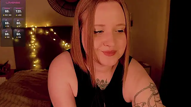 NaomiRey1 online show from 10.20.25