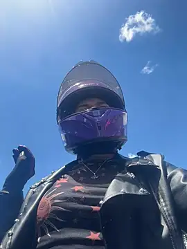 Camilla Miller01 online show from 03.20.26