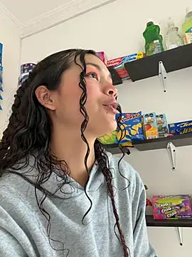 Camilla Miller01 online show from 03.31.26