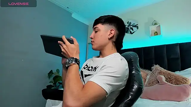 Ares di martin online show from 10.06.25