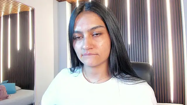 AidaJones online show from 10.28.25