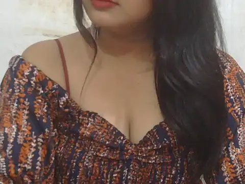 Snapshot of POOJA_199 chatting on 05.30.26 POOJA 199 online show from 05.30.26