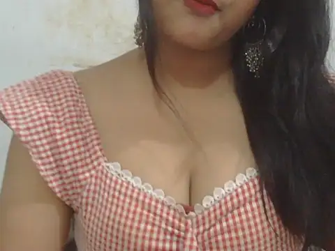 Snapshot of POOJA_199 chatting on 05.31.26 POOJA 199 online show from 05.31.26