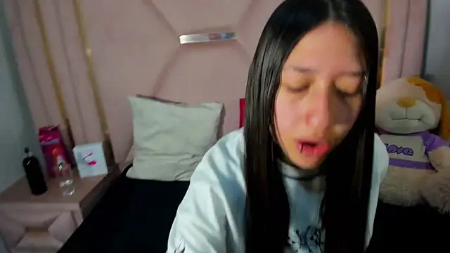 venusmorgan online show from 10.06.25