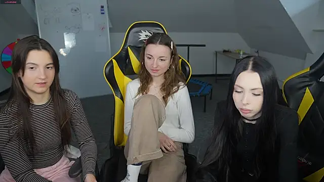 VivianSweet  online show from 04.07.26