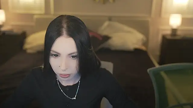 Snapshot of VivianSweet_ chatting on 04.18.26 VivianSweet online show from 04.18.26