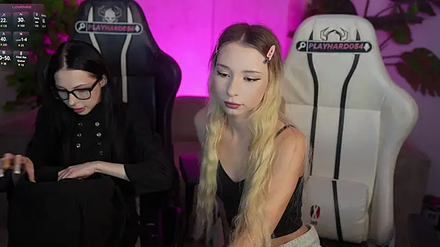 Snapshot of VivianSweet_ chatting on 05.17.26 VivianSweet online show from 05.17.26
