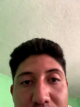 Snapshot of PerraAsquerosa_ chatting on 09.28.25 PerraAsquerosa online show from 09.28.25