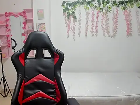 Liana hot12 online show from 10.15.25