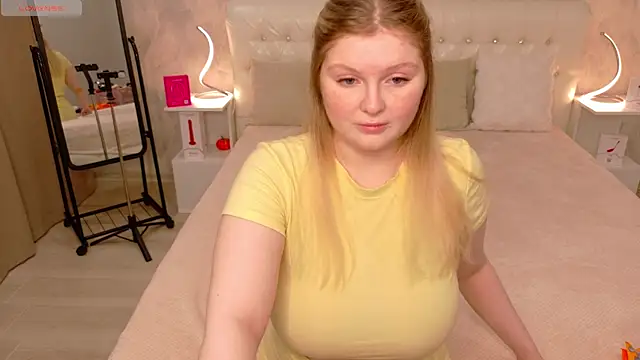 AmeliaDiamond online show from 11.24.25