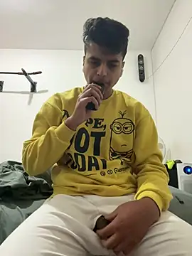 Noam7080z online show from 01.17.26