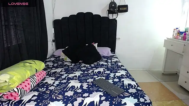 eileen  hills online show from 04.20.26