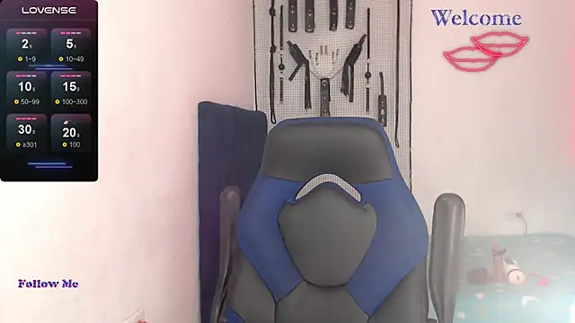 dylan apol0 online show from 11.04.25